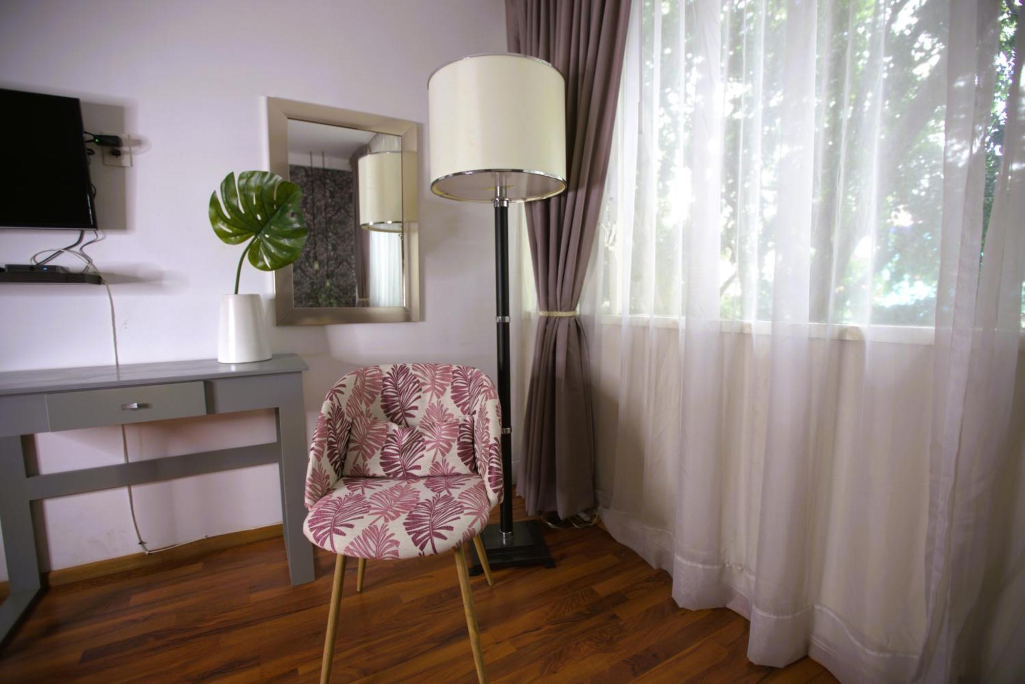 Homestay Morada Luna Condesa 6 *